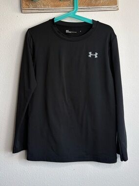 Under Armour Black Long Sleeve fleece lined Tee with Light Gray Logo - Kids